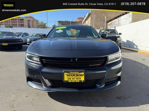 Used 2019 Dodge Charger SXT w/ Plus Group RWD image 2