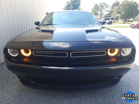 Used 2023 Dodge Challenger SXT image 16