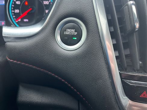 Certified 2023 Chevrolet Traverse RS image 30