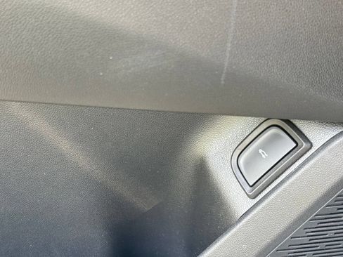 Used 2026 Chevrolet Equinox RS AWD/4WD image 21