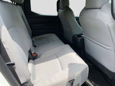 Used 2025 Toyota Tacoma SR5 AWD/4WD image 26