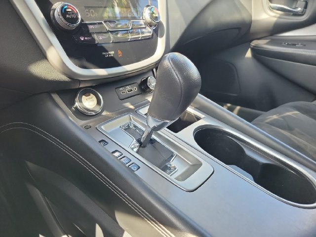 Used 2021 Nissan Murano S FWD image 23