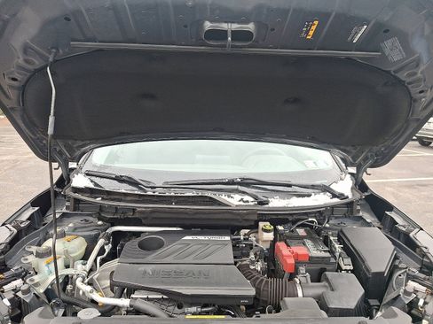 Certified 2023 Nissan Rogue S image 26