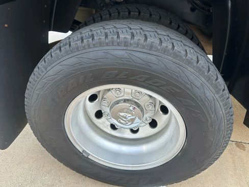 Used 2021 RAM 3500 Limited image 9