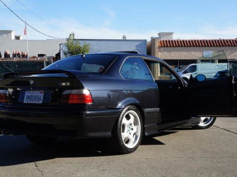 Used 1995 BMW M3 Coupe image 39