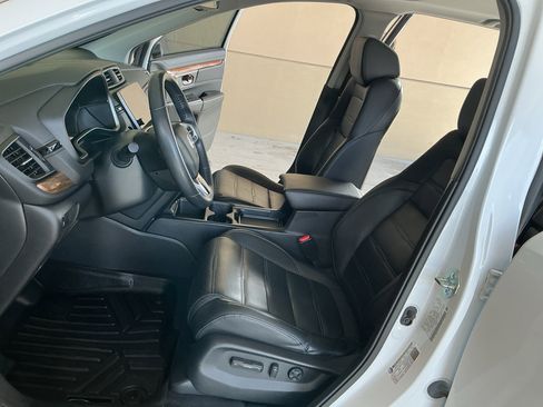 Used 2020 Honda CR-V EX-L image 11