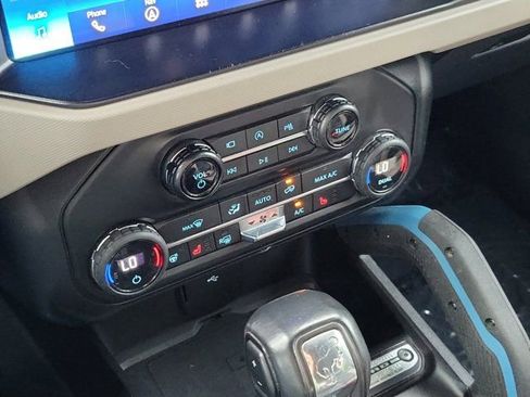 Used 2021 Ford Bronco Wildtrak AWD/4WD image 25