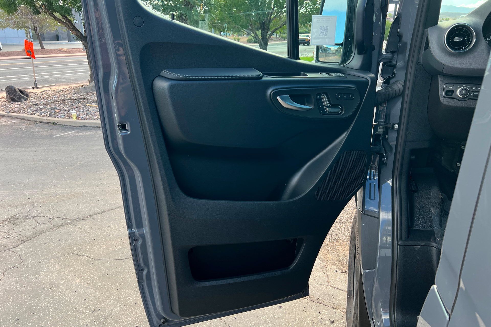 New 2026 Mercedes-Benz Sprinter 2500 image 14