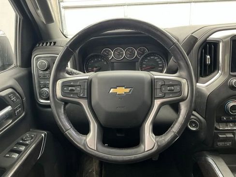 Used 2020 Chevrolet Silverado 1500 LTZ w/ LTZ Convenience Package AWD/4WD image 9