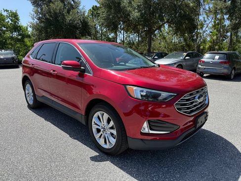 Used 2022 Ford Edge Titanium AWD/4WD image 3