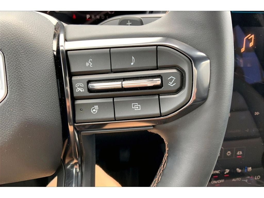 Used 2026 GMC Terrain AT4 w/ Convenience Package III AWD/4WD image 21
