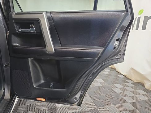 Used 2016 Toyota 4Runner Limited image 14