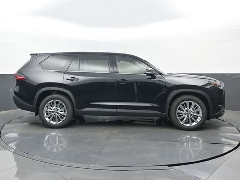 New 2026 Toyota Grand Highlander AWD image 2