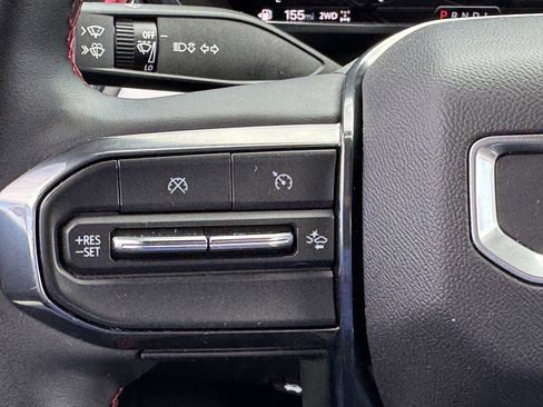 Used 2023 GMC Canyon AT4X image 24