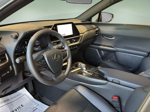 New 2026 Lexus UX 300h AWD image 12