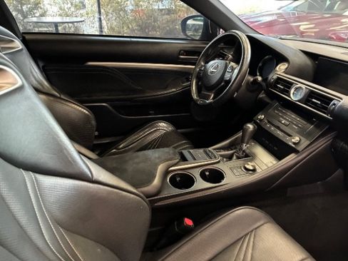 Used 2017 Lexus RC F w/ Premium Package RWD image 27