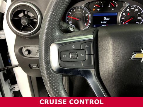 Used 2024 Chevrolet Blazer LT w/ Convenience Package FWD image 10