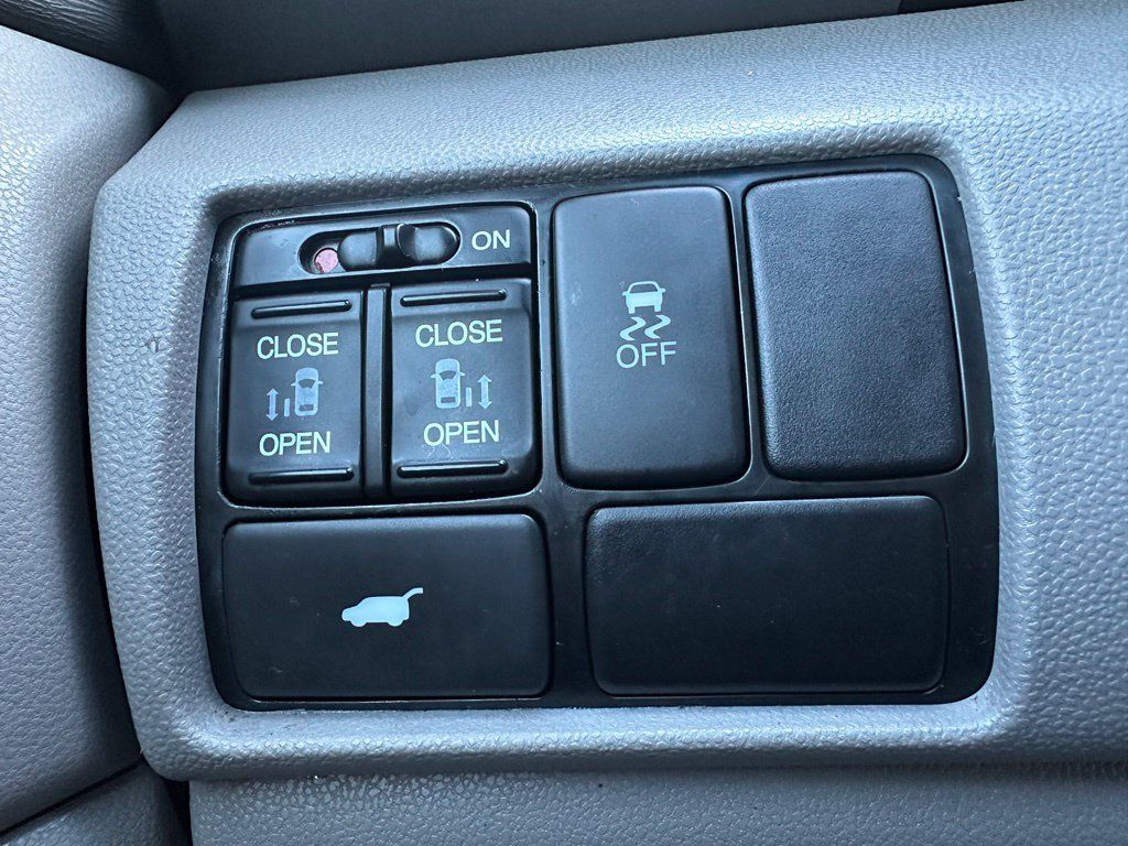 Used 2011 Honda Odyssey EX-L image 17