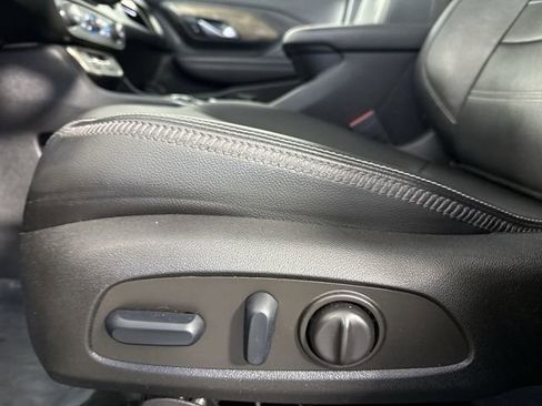 Used 2022 GMC Terrain Denali w/ Denali Premium Package image 22