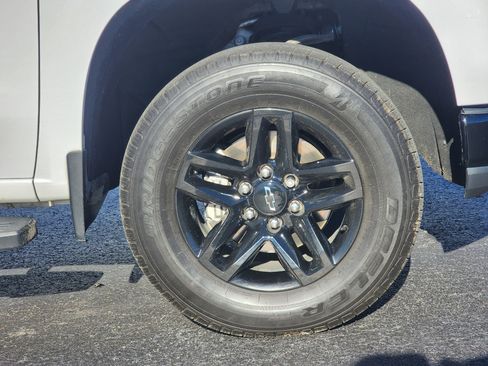 Used 2022 Chevrolet Silverado 1500 Custom Trail Boss image 6