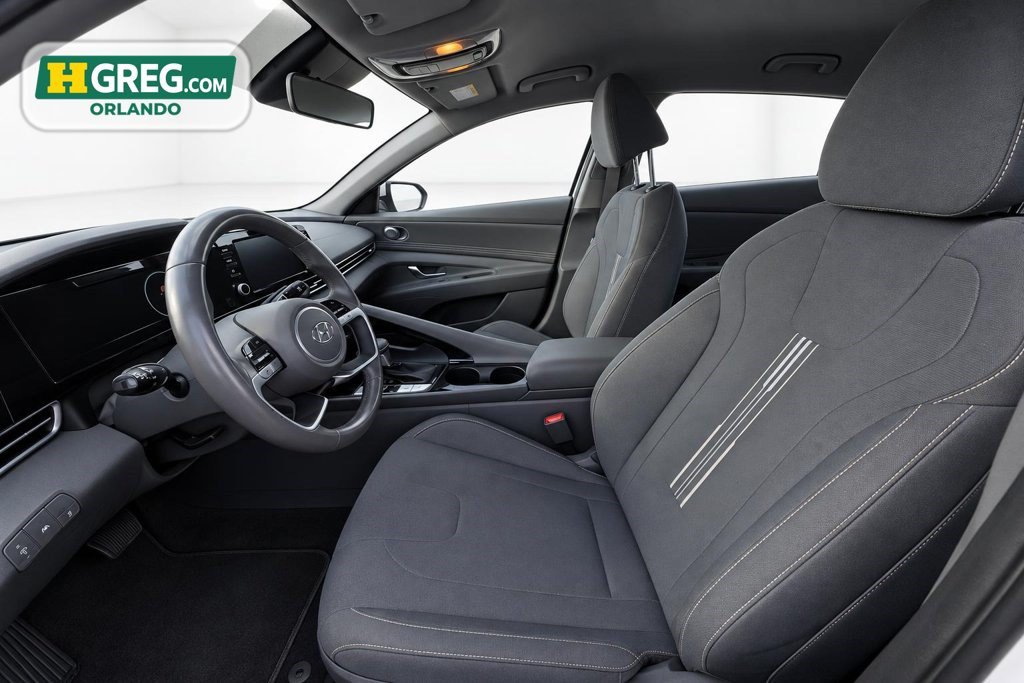 Used 2021 Hyundai Elantra SEL w/ Convenience Package FWD image 10