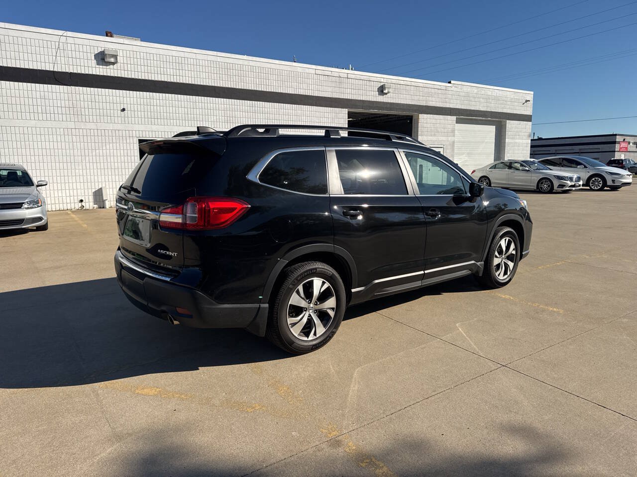 Used 2020 Subaru Ascent Premium AWD/4WD image 5