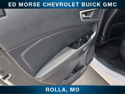 Used 2019 Ford Edge SEL w/ Equipment Group 201A AWD/4WD image 18