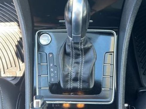 Used 2018 Volkswagen Passat 3.6 FWD image 24