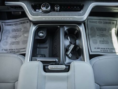 New 2025 Ford Expedition Max Platinum w/ Platinum Ultimate Package AWD/4WD image 44