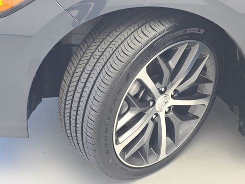 Certified 2024 Honda Civic Touring image 32