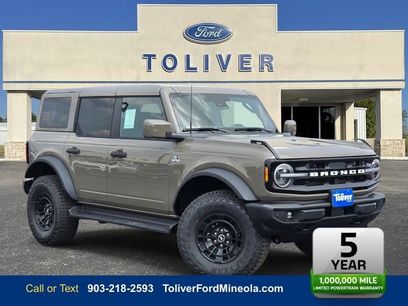 New 2026 Ford Bronco Outer Banks w/ Sasquatch Package