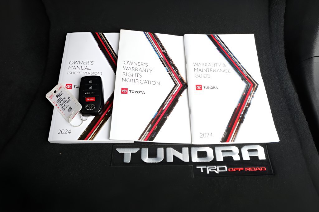 Used 2024 Toyota Tundra Platinum AWD/4WD image 42
