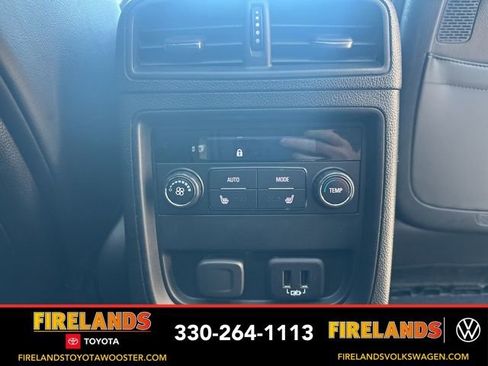 Used 2019 Buick Envision Premium w/ Driver Confidence Package image 16