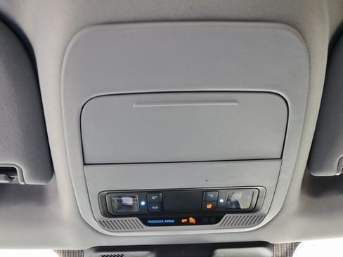 Used 2024 Ford F150 XLT image 30