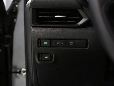 New 2025 Nissan Sentra S image 10