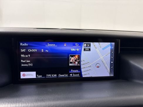 Used 2018 Lexus IS 300 F Sport w/ F Sport Package AWD/4WD image 12