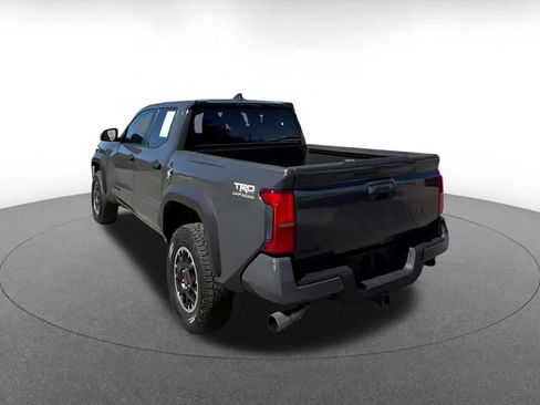Used 2025 Toyota Tacoma TRD Off-Road AWD/4WD image 12
