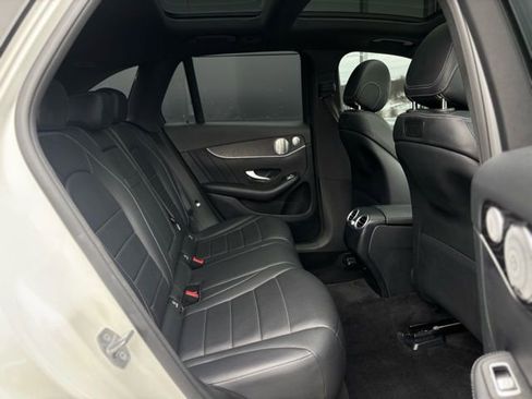 Used 2018 Mercedes-Benz GLC 300 4MATIC image 47