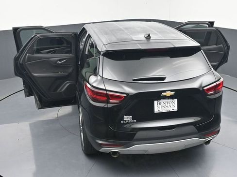 Used 2023 Chevrolet Blazer LT FWD image 44