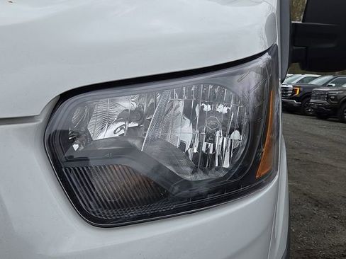 Used 2023 Ford Transit 250 Low Roof AWD w/ Exterior Upgrade Package image 26