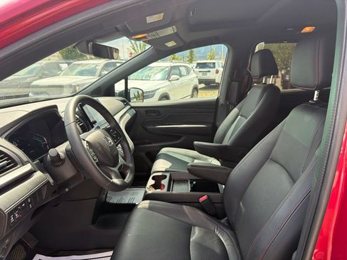 Used 2024 Honda Odyssey Sport image 25