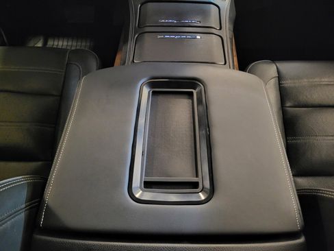 Used 2019 GMC Yukon Denali w/ Denali Ultimate Package image 37