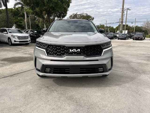 Used 2023 Kia Sorento SX AWD/4WD image 19