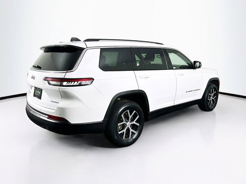 Used 2023 Jeep Grand Cherokee L Limited w/ Trailer Tow Group (B) image 9