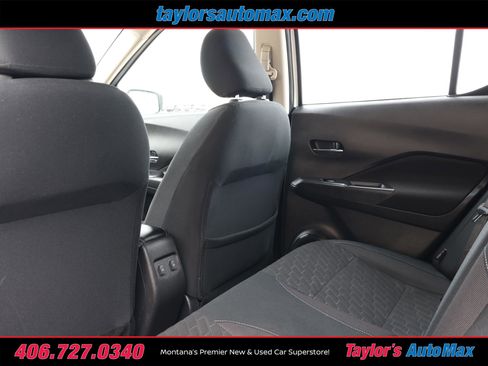 Used 2024 Nissan Kicks SV image 22