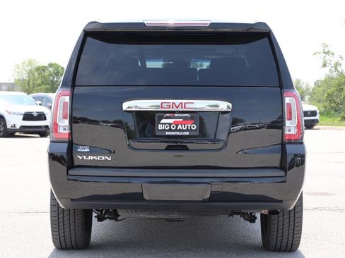 Used 2018 GMC Yukon Denali w/ Denali Ultimate Package AWD/4WD image 10