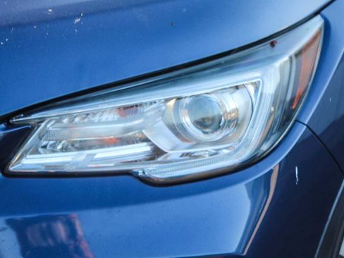 Used 2019 Subaru Ascent Limited w/ Popular Package #2A image 8