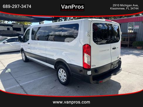 Used 2017 Ford Transit 350 XLT image 3