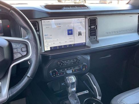 Certified 2022 Ford Bronco Outer Banks image 9