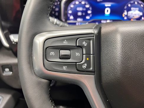 Used 2025 Chevrolet Silverado 1500 LT AWD/4WD image 10